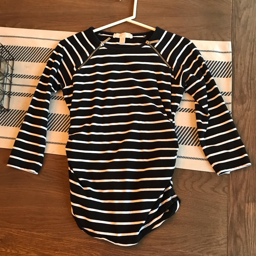Michael kors rushed nursing and maternity top
